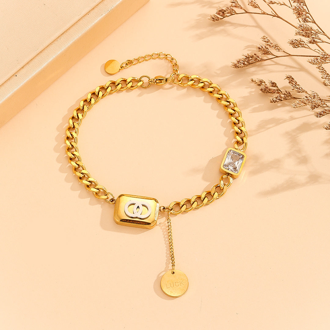 Makkafinds®  Radiant Mystique Gold Link Bracelet