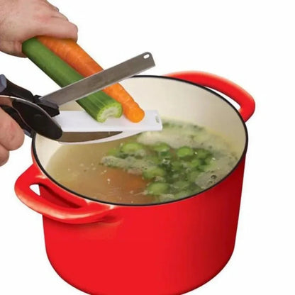 Makkafinds® 2 in 1 Salad Chopper Vegetable Cutter with Built-in Cutting Board Food Cutter Kitchen Scissors Cut Vegetables Cut Fruits