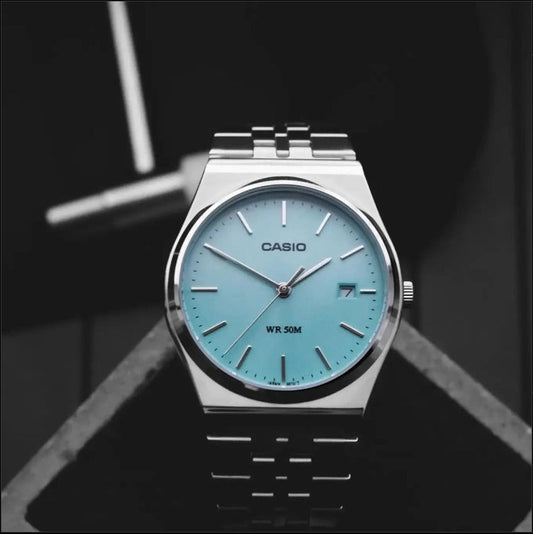Makkafinds® Vintage Casio Watch